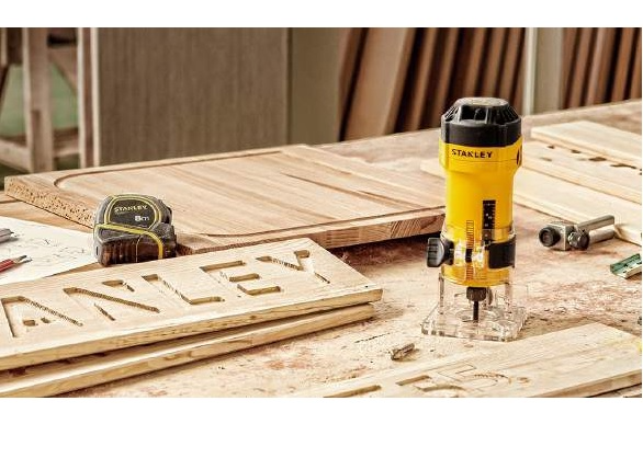 Stanley, Stanley ST55 Routeur / Trimmer 550W